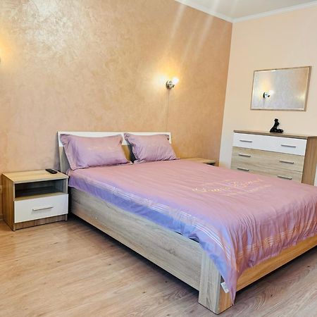 Apartaments Sichovyh Strilciv 68A Ivano-Frankivsk Exterior foto