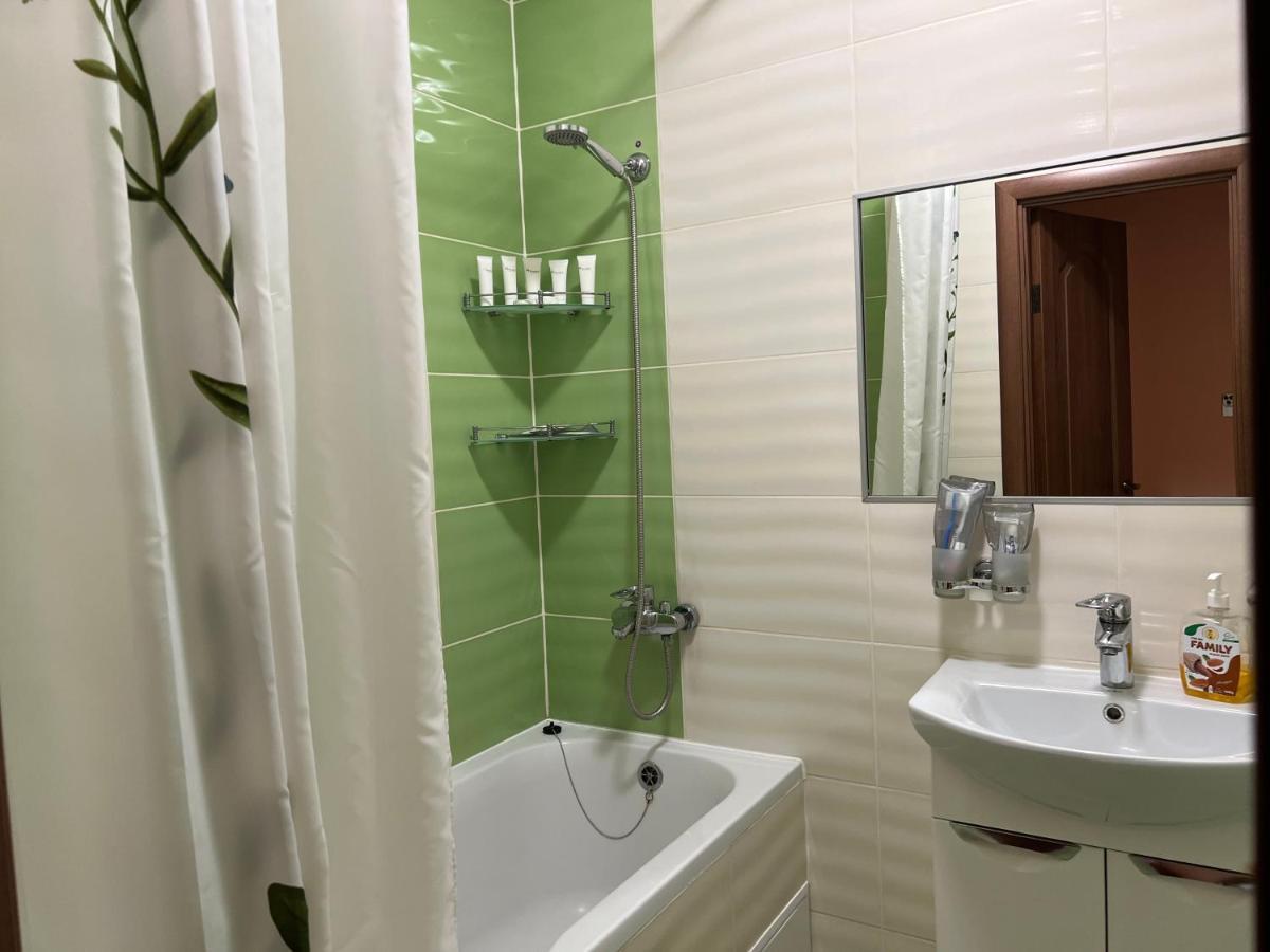 Apartaments Sichovyh Strilciv 68A Ivano-Frankivsk Exterior foto