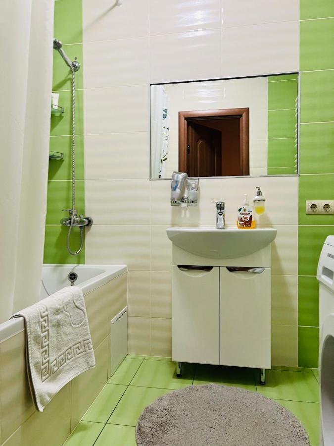 Apartaments Sichovyh Strilciv 68A Ivano-Frankivsk Exterior foto
